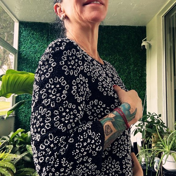 Papell Floral Sequined Black and White Beaded Cropped Top Blouse Cocktail Weddin - Picture 3 of 6